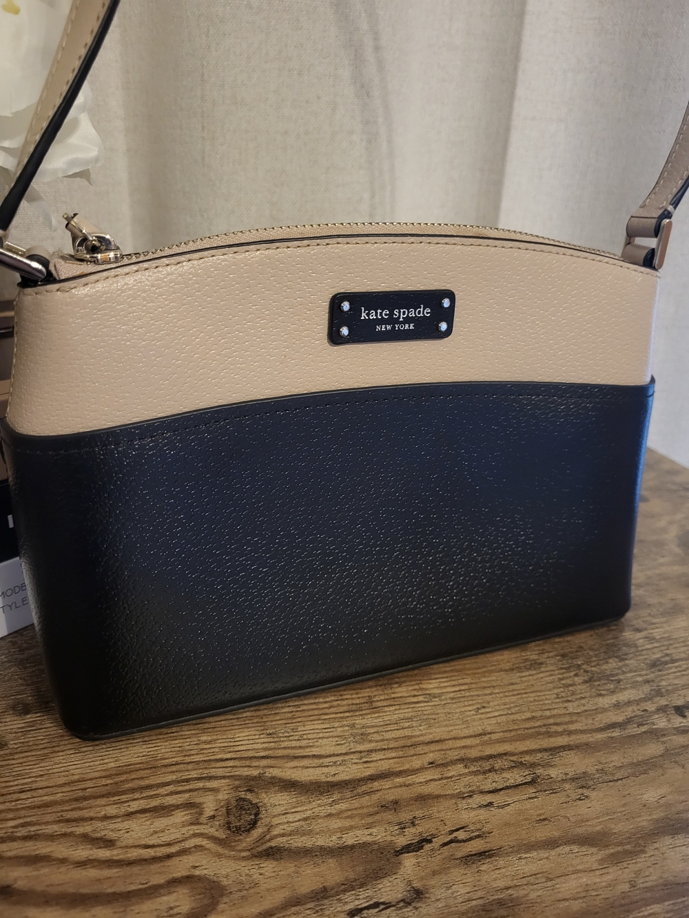 Kate Spade Two-Tone Black & Cream Crossbody Bag - Picture 5 of 7